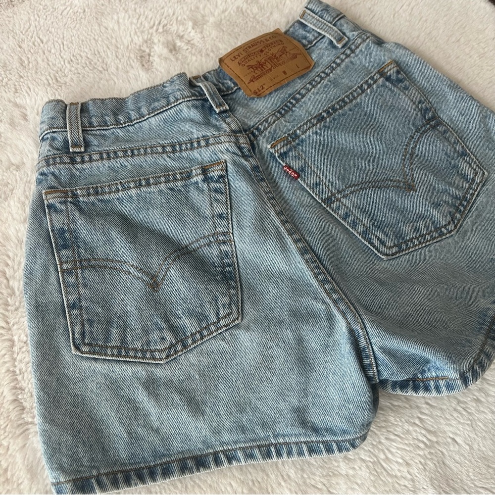 VINTAGE Levi’s 512 Slim Mom Shorts 90s Custom Floral, hand painted - Picture 3 of 10